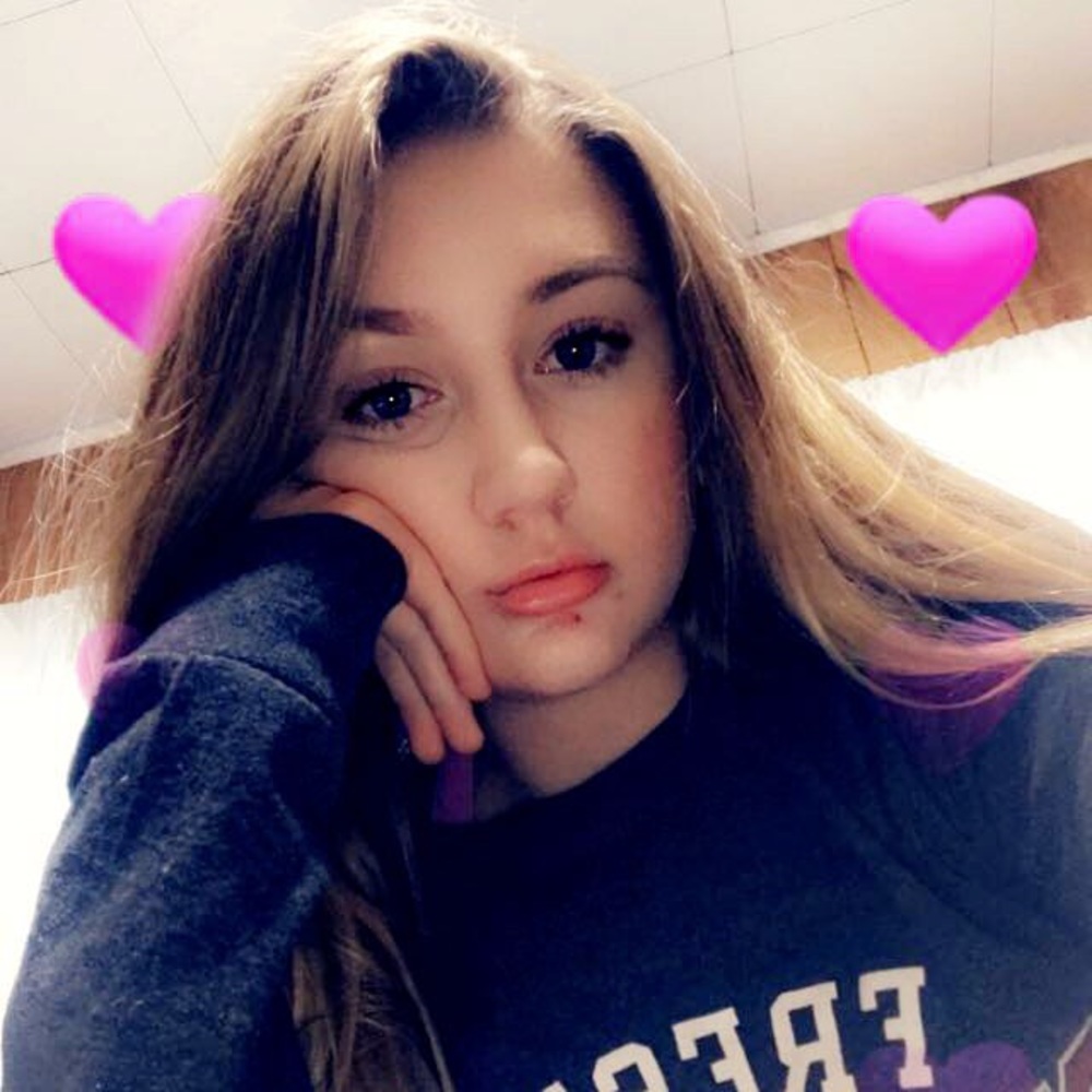 Meet your Posher, Crystal